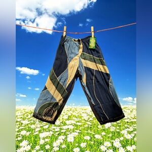 Key Lime Pie Womens wide legged medium 
Navy Blue Black with swirls beaded hems